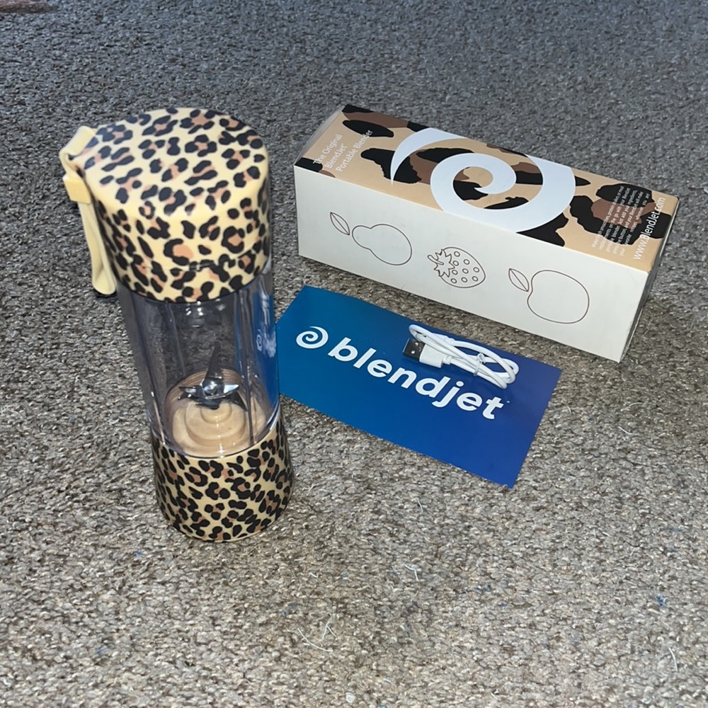 Blendjet portable blender